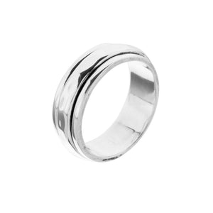 Narrow Hammered Silver Spinning Ring - Brighton Silver